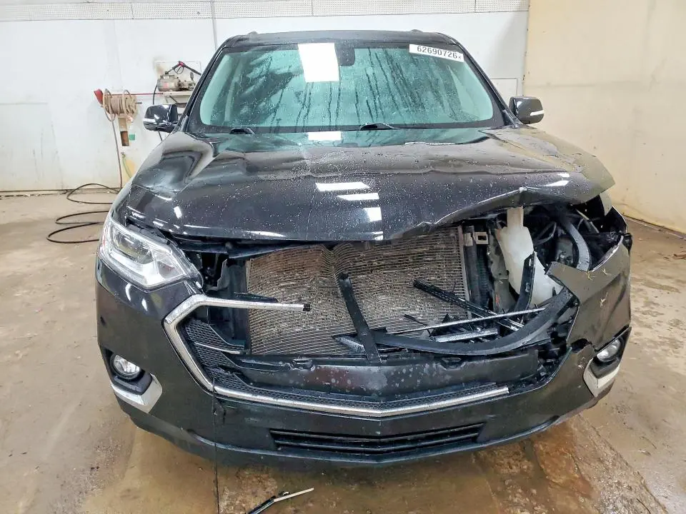 2021 CHEVROLET TRAVERSE LT  