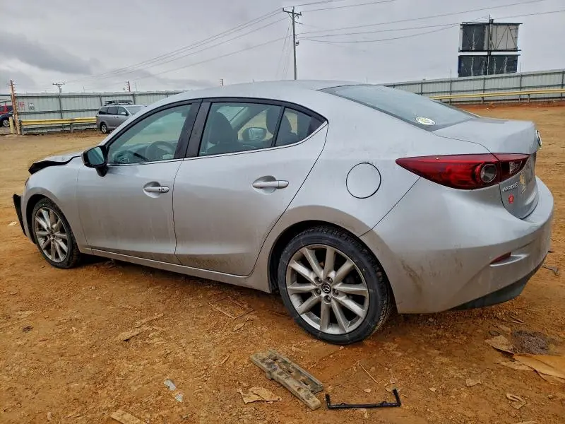 2017 MAZDA 3 TOURING  