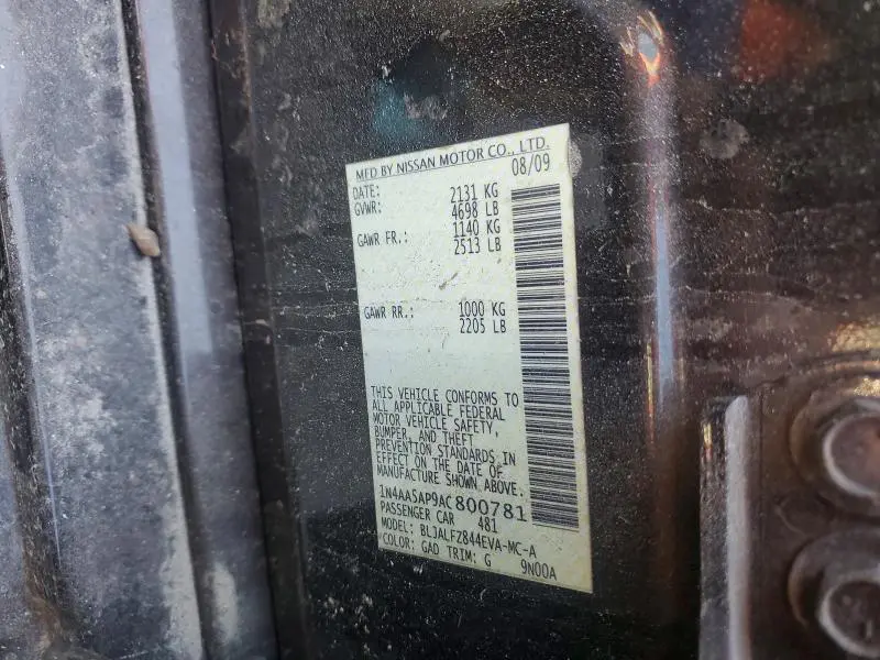 2010 NISSAN MAXIMA S  