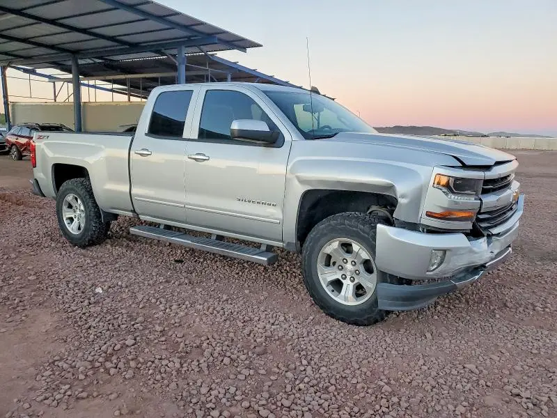 2017 CHEVROLET SILVERADO K1500 LT  