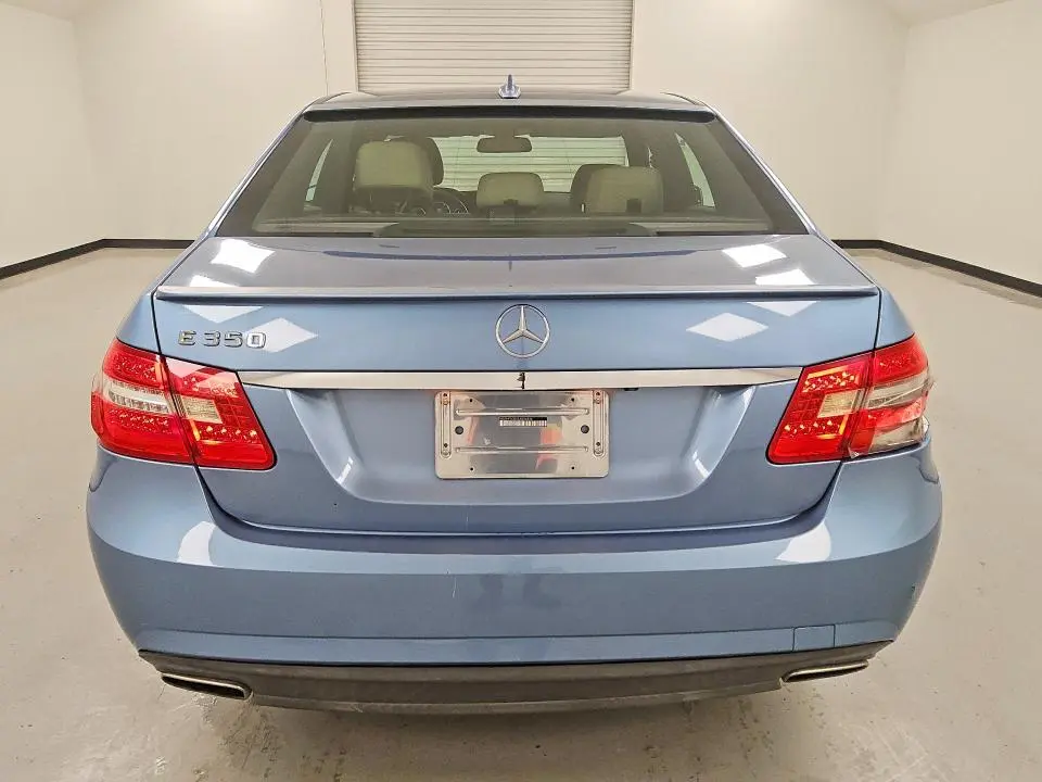 2010 MERCEDES-BENZ E 350  