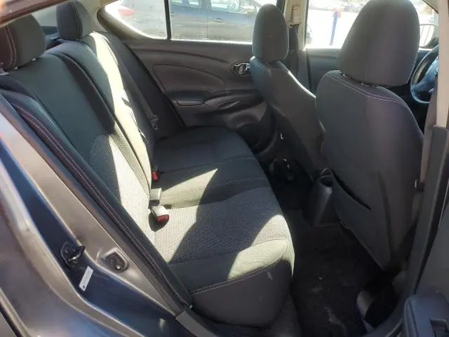 2018 NISSAN VERSA SV  