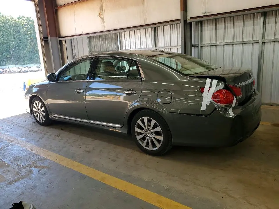 2011 TOYOTA AVALON LIMITED  