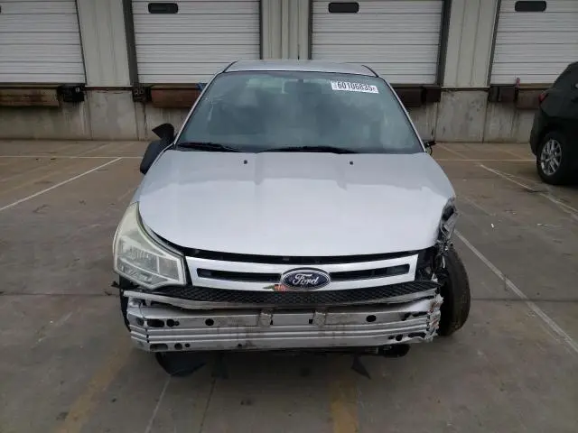 2010 FORD FOCUS SE  