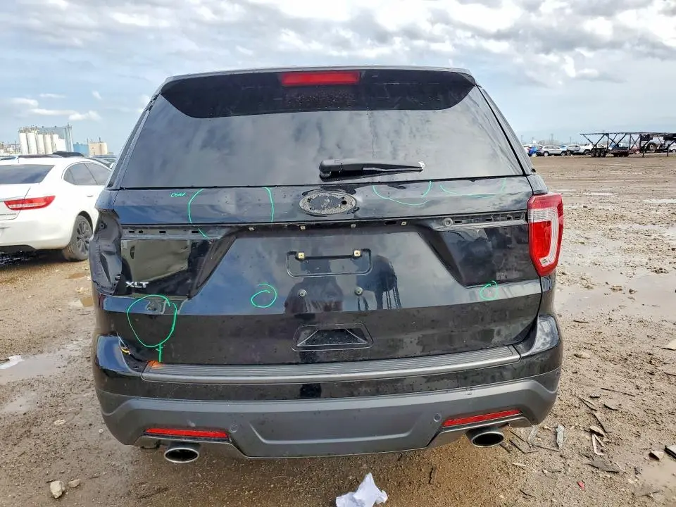 2018 FORD EXPLORER XLT  