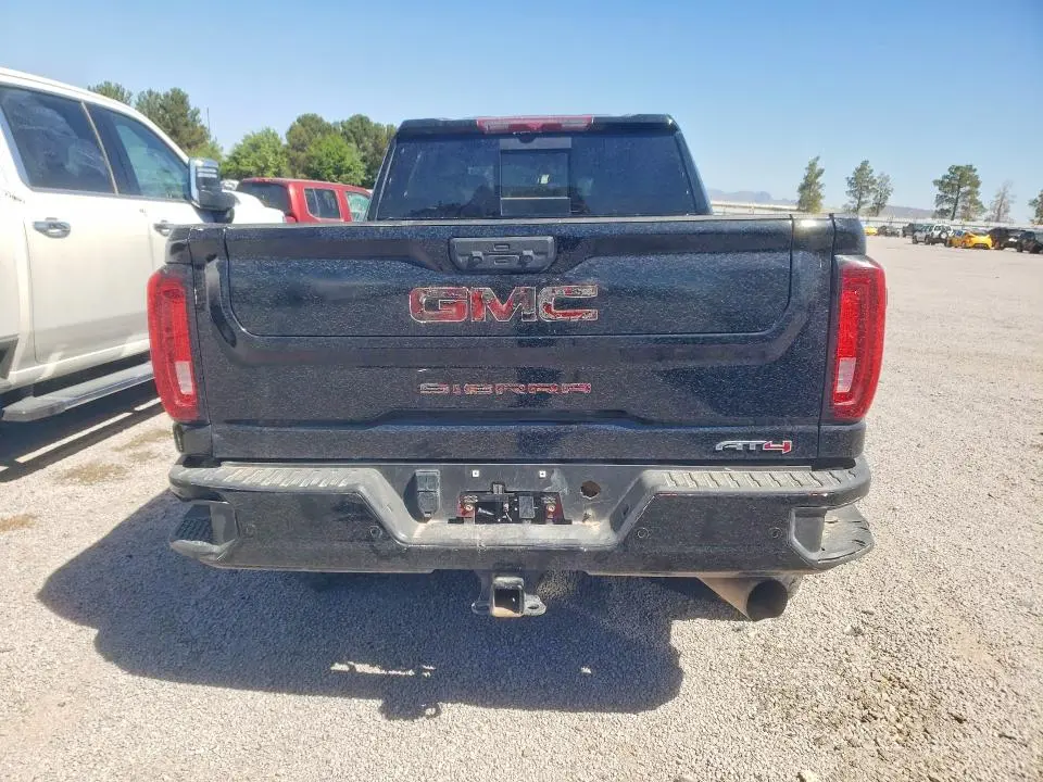 2023 GMC SIERRA AT4  