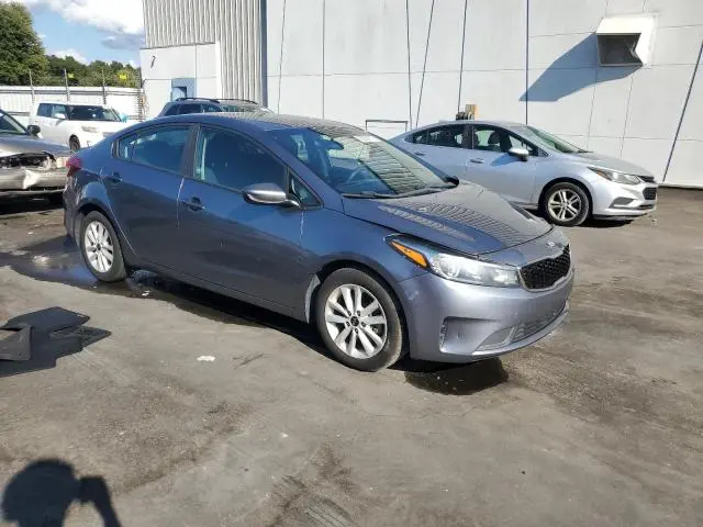 2017 KIA FORTE LX  