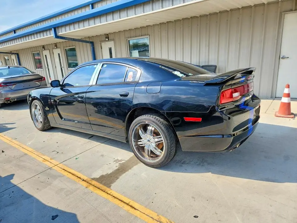 2014 DODGE CHARGER SE  