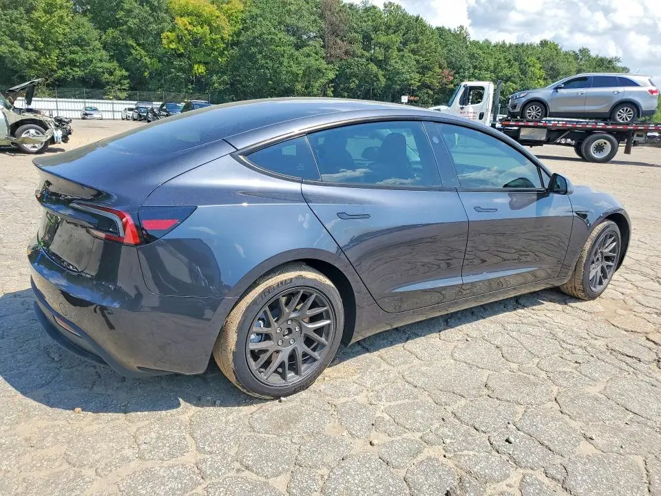 2025 TESLA MODEL 3   