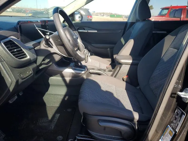 2024 KIA SELTOS LX  