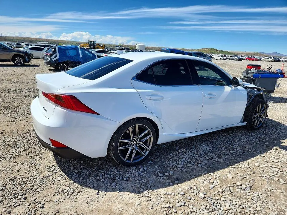 2017 LEXUS IS 300  
