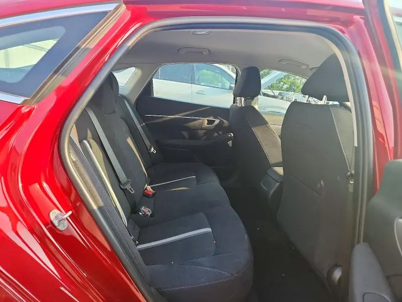2025 HYUNDAI SONATA SE  