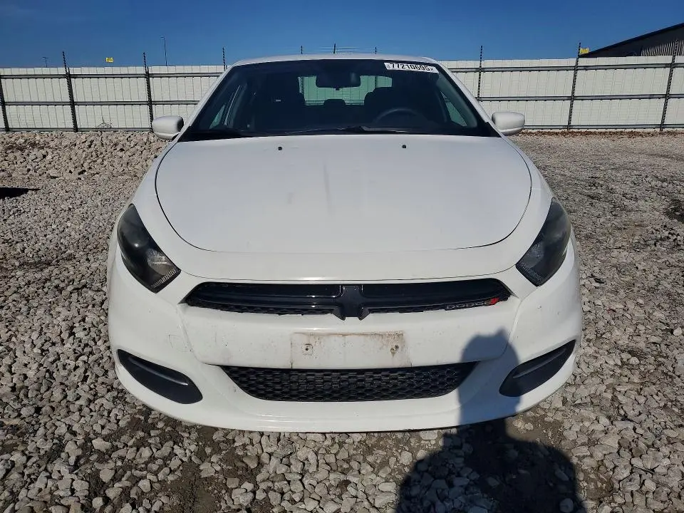 2016 DODGE DART SXT  