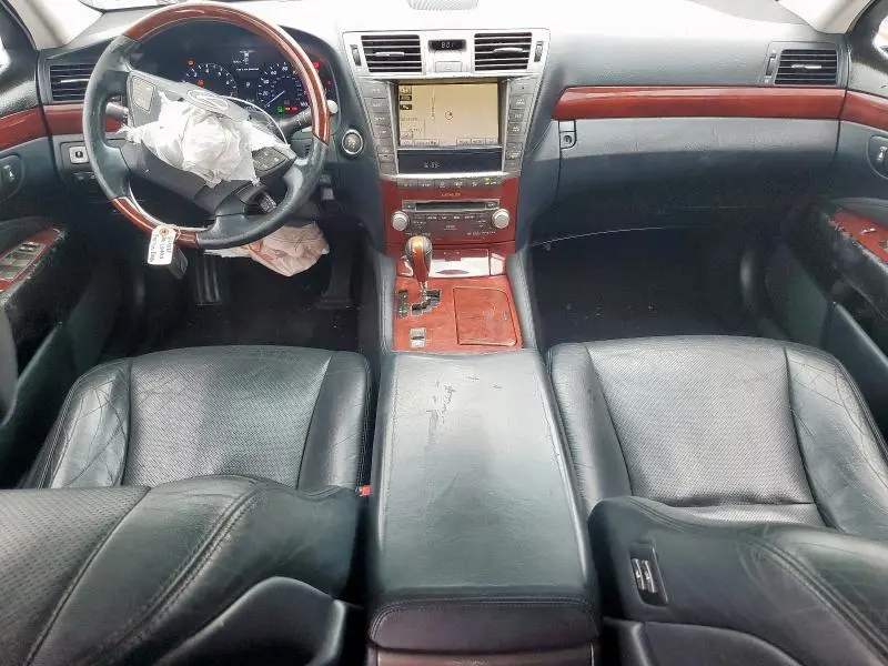2011 LEXUS LS 460  