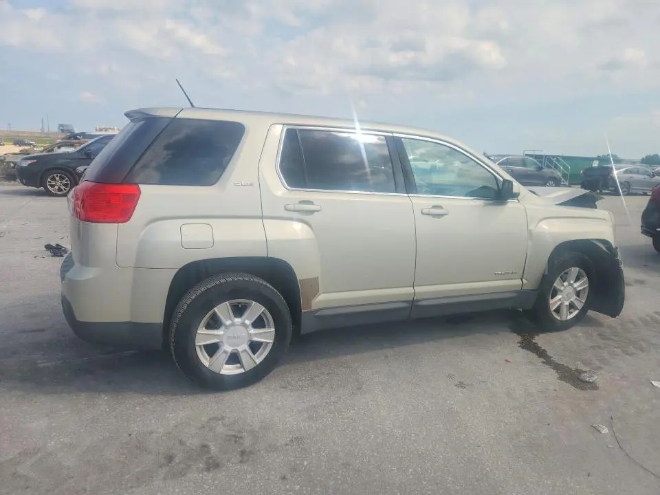 2013 GMC TERRAIN SLE  