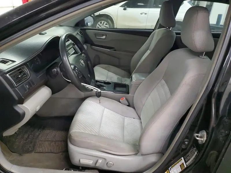 2015 TOYOTA CAMRY LE  