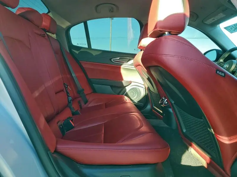 2021 ALFA ROMEO GIULIA SPORT  