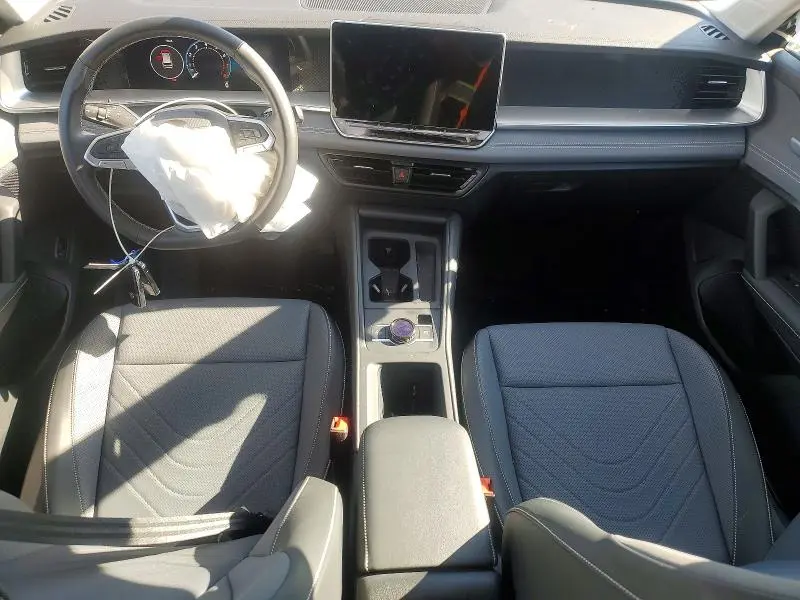 2025 VOLKSWAGEN TIGUAN SE  