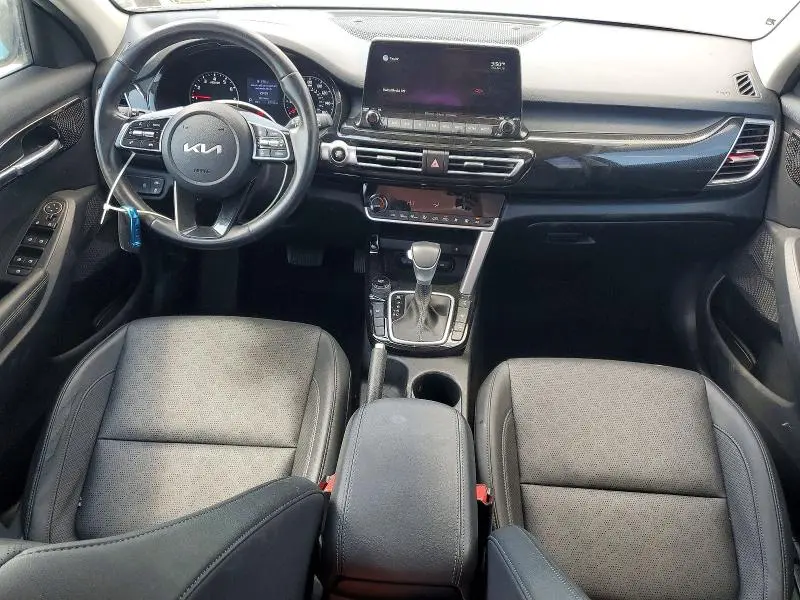 2022 KIA SELTOS EX  