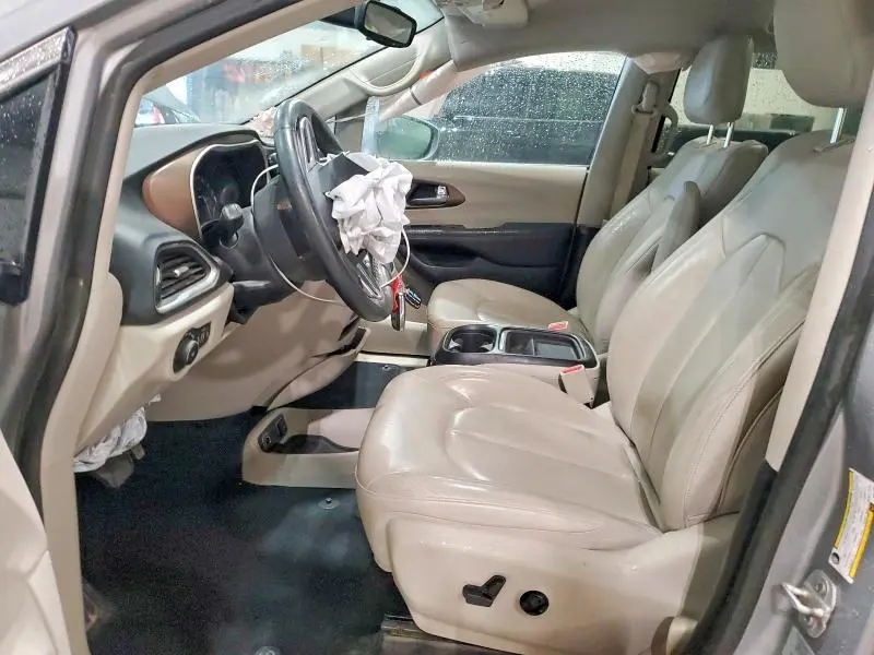 2017 CHRYSLER PACIFICA TOURING L  