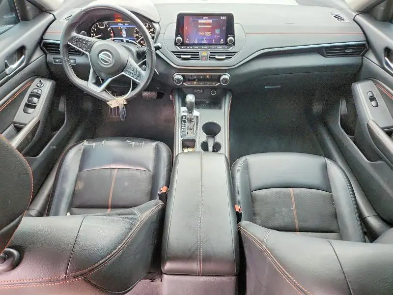 2022 NISSAN ALTIMA SR  