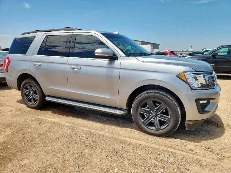 2021 FORD EXPEDITION XLT  