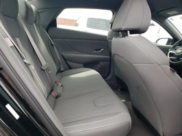 2024 HYUNDAI ELANTRA BLUE