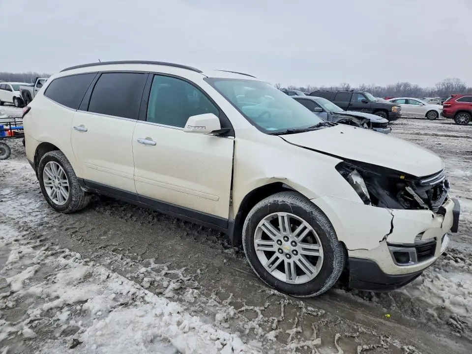 2014 CHEVROLET TRAVERSE LT  