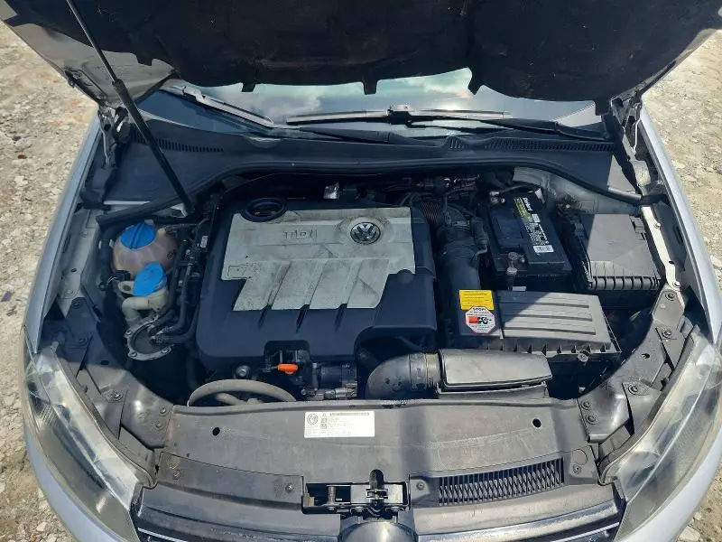 2012 VOLKSWAGEN JETTA TDI  