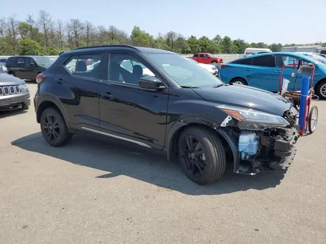 2024 NISSAN KICKS SR  