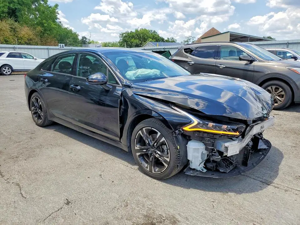 2023 KIA K5   