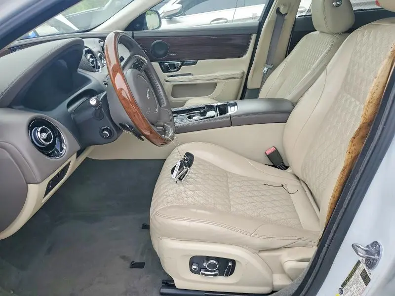 2017 JAGUAR XJL PORTFOLIO  