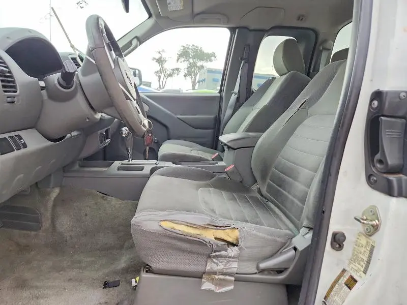2016 NISSAN FRONTIER S  