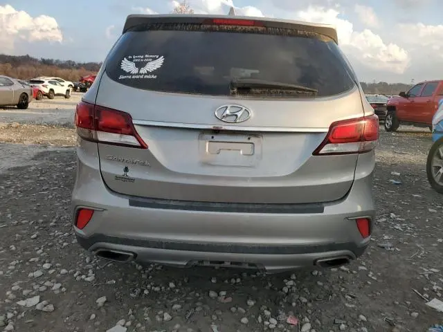 2017 HYUNDAI SANTA FE SE  