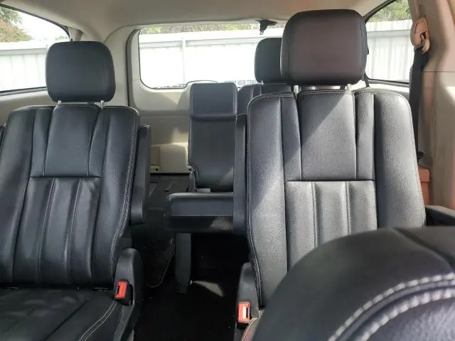 2013 CHRYSLER TOWN & COUNTRY TOURING  
