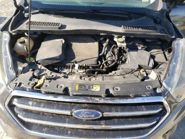 2017 FORD ESCAPE TITANIUM  