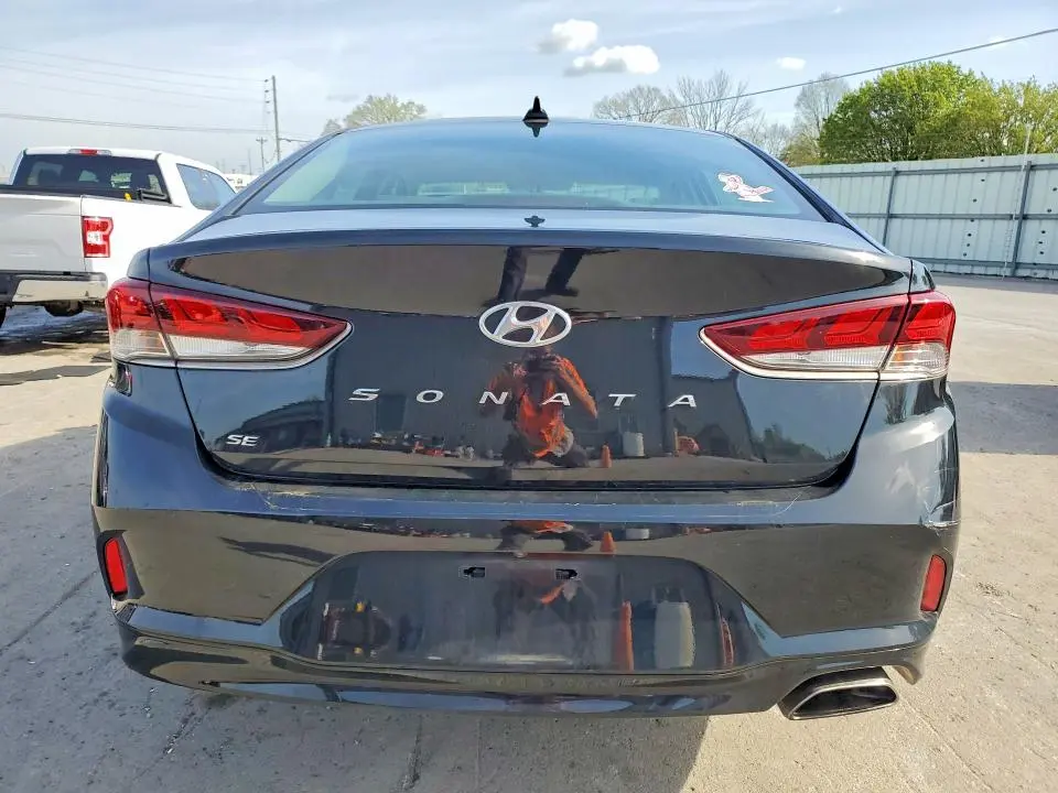 2019 HYUNDAI SONATA SE  