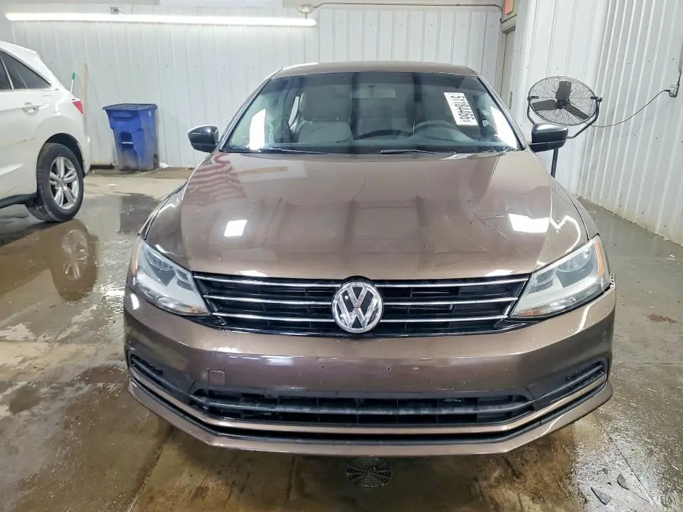 2015 VOLKSWAGEN JETTA SE  
