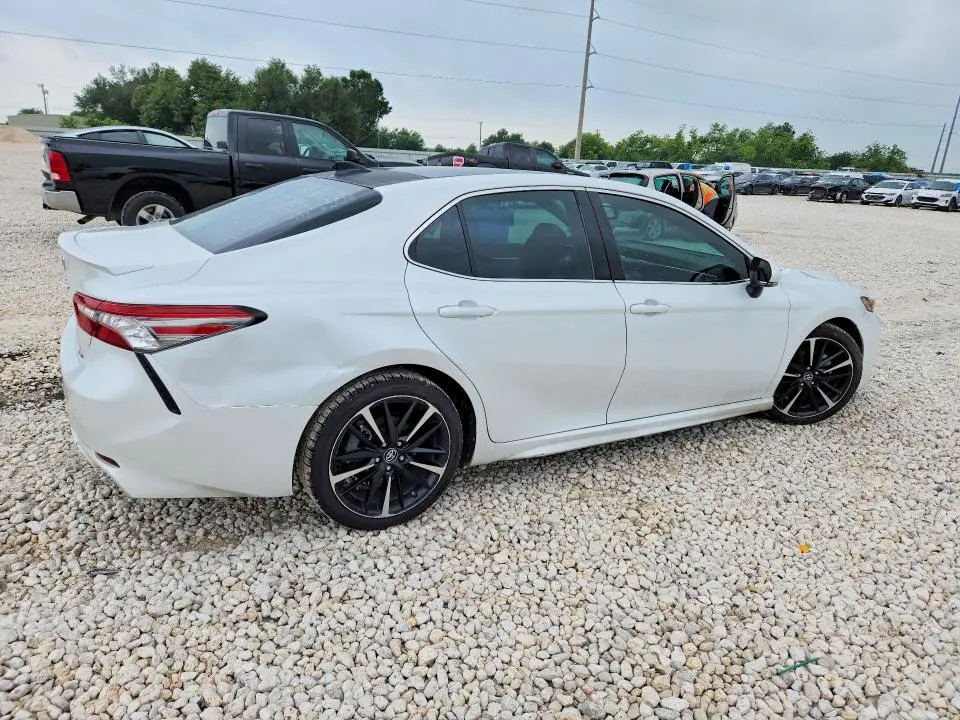 2018 TOYOTA CAMRY XSE V6  