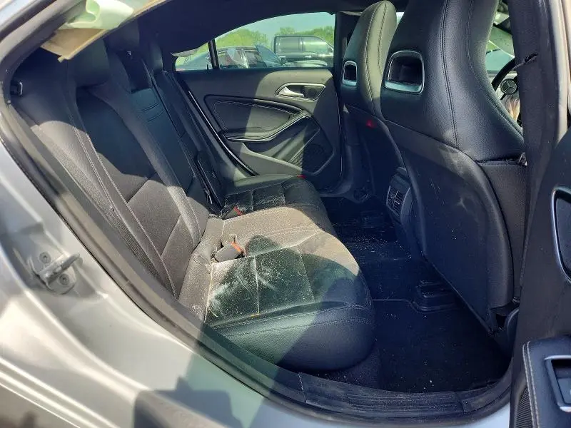 2015 MERCEDES-BENZ CLA 250 4MATIC  