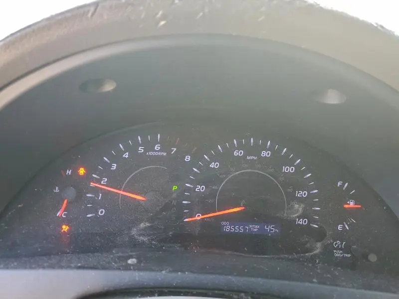 2011 TOYOTA CAMRY BASE  