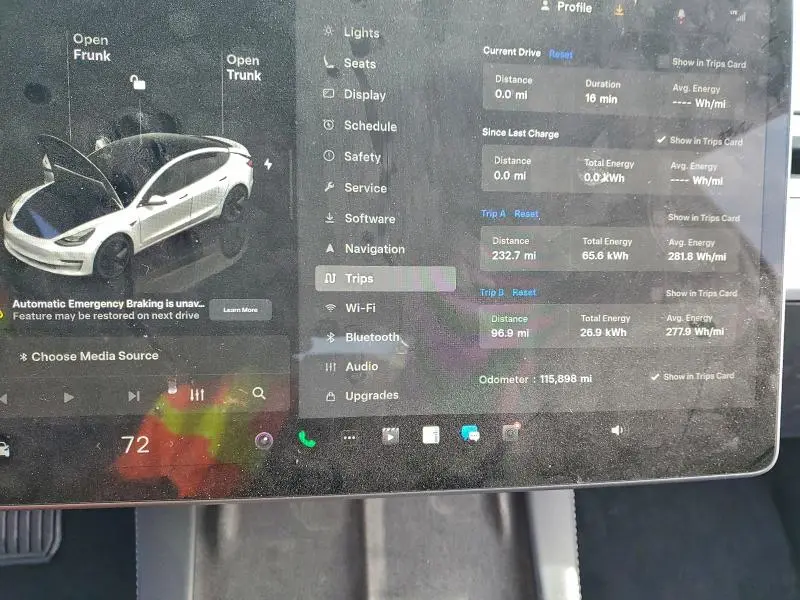2023 TESLA MODEL 3   