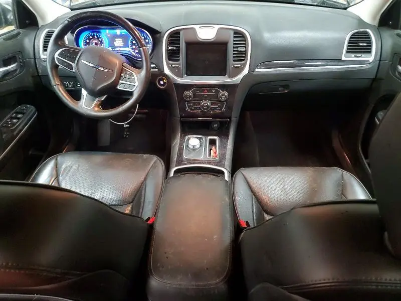 2019 CHRYSLER 300 LIMITED  