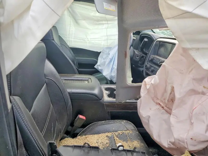 2017 GMC SIERRA K2500 DENALI  