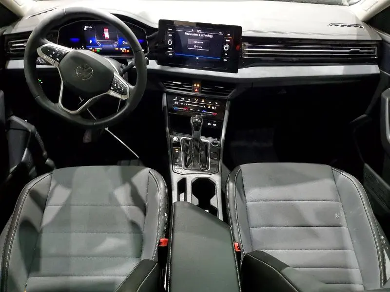 2025 VOLKSWAGEN JETTA SE  