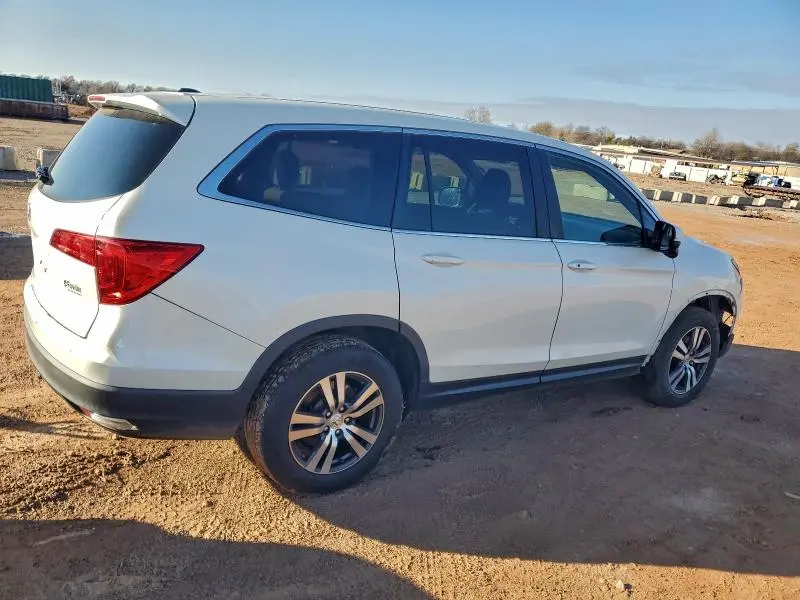 2017 HONDA PILOT EX  
