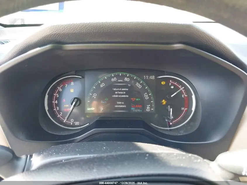 2025 TOYOTA RAV4 XLE