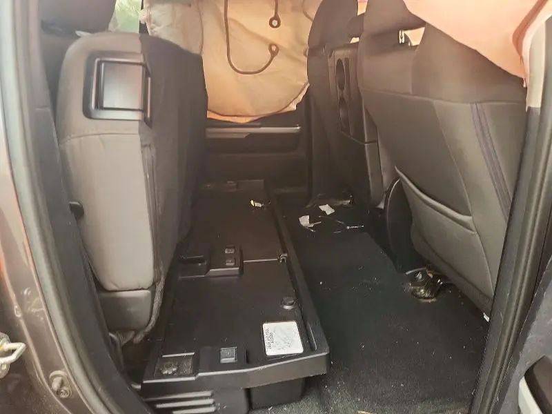 2015 TOYOTA TUNDRA SR5  