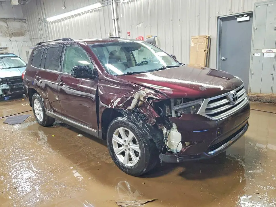 2012 TOYOTA HIGHLANDER BASE  