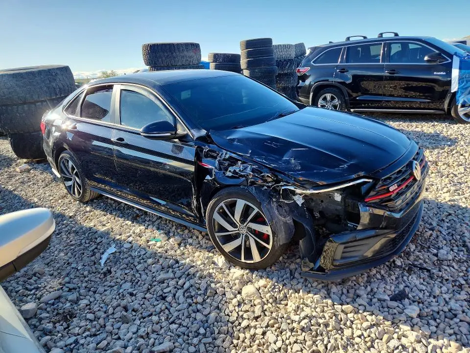 2019 VOLKSWAGEN JETTA GLI  